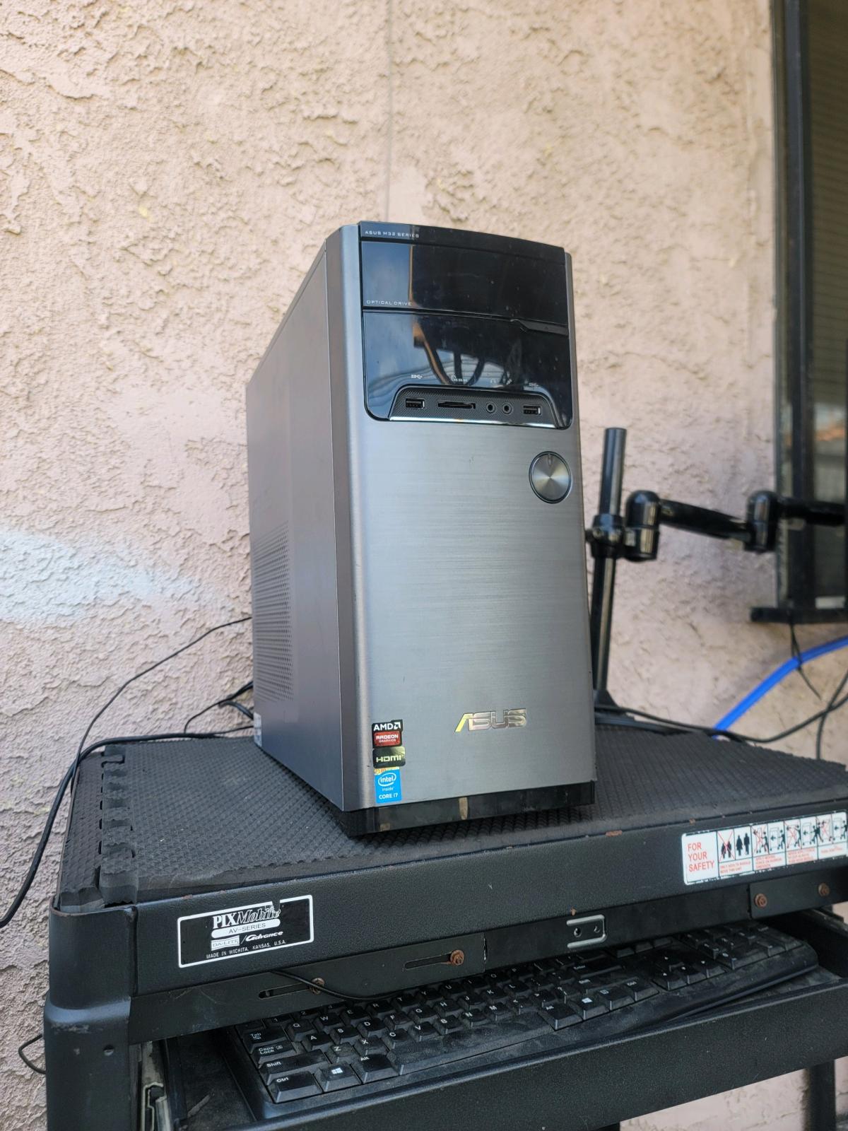 tower PC Core i7 1TB Windows11 16GB WiFi HDMI MS office