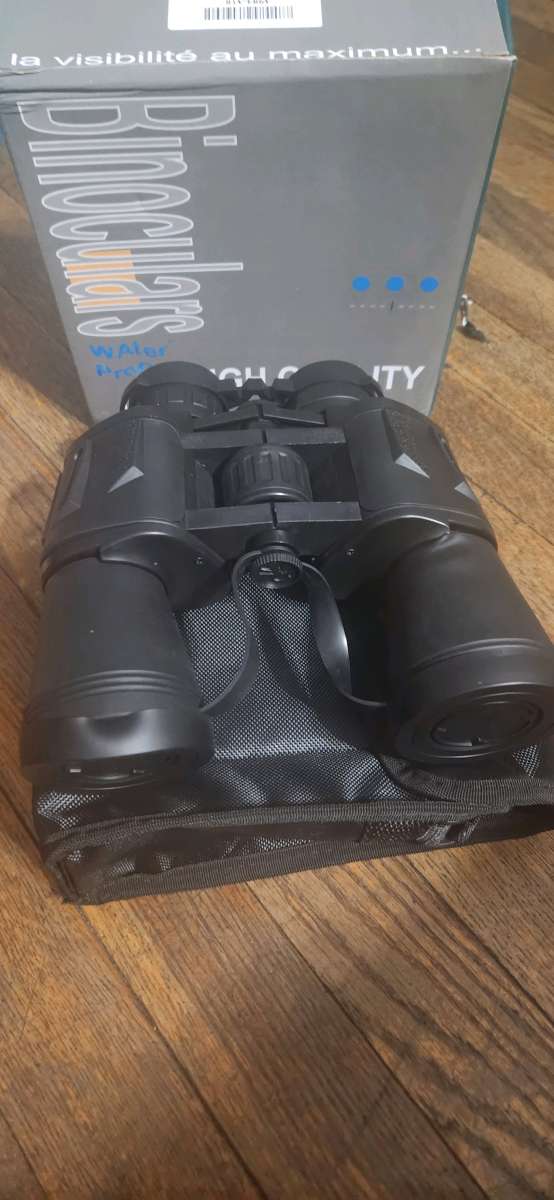 Binoculars for adults