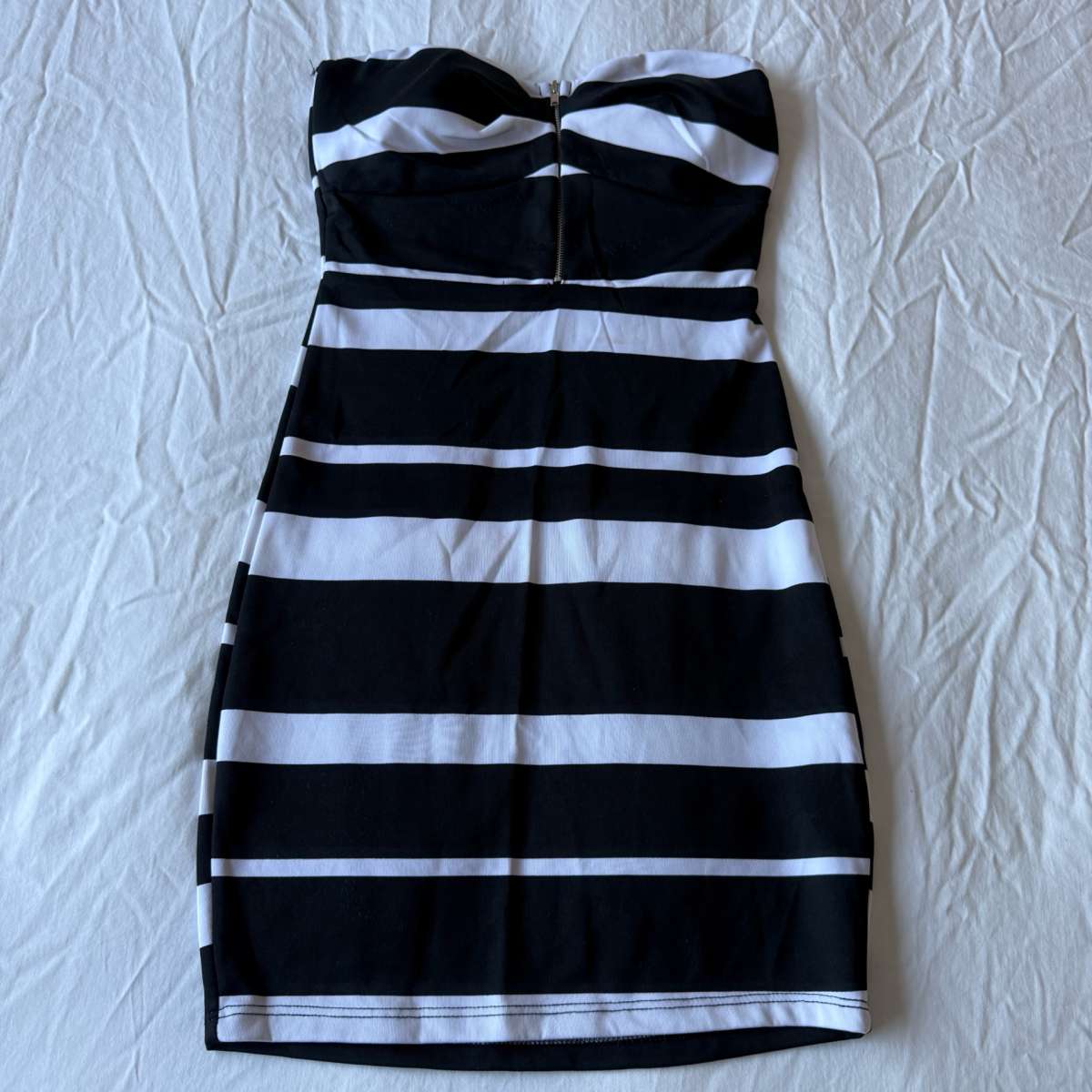 Strapless Black  White Stripe Bodycon Built In Padded Bra Mi