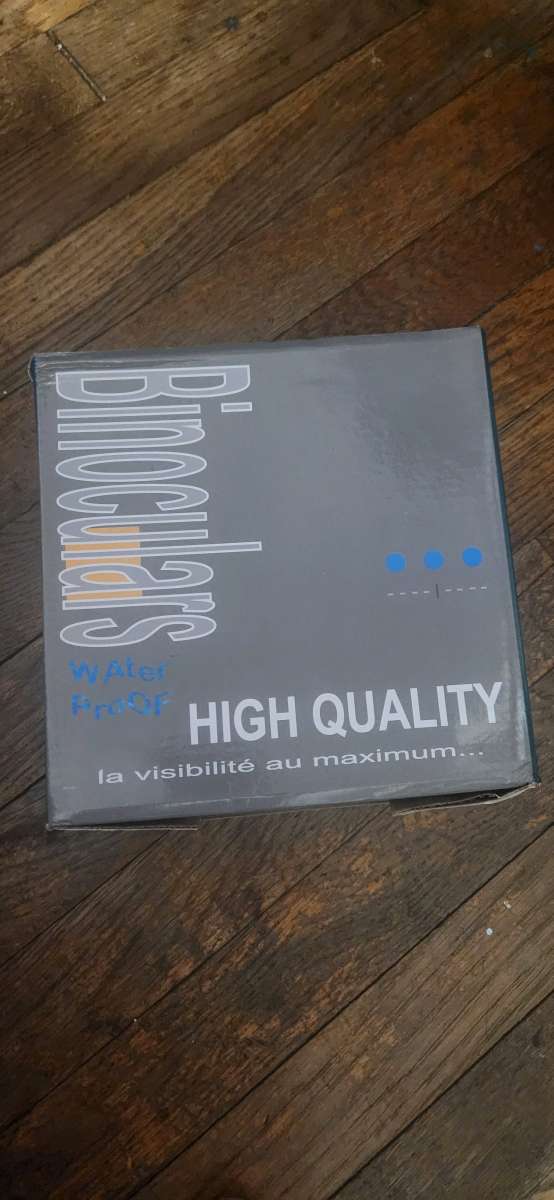 Binoculars for adults