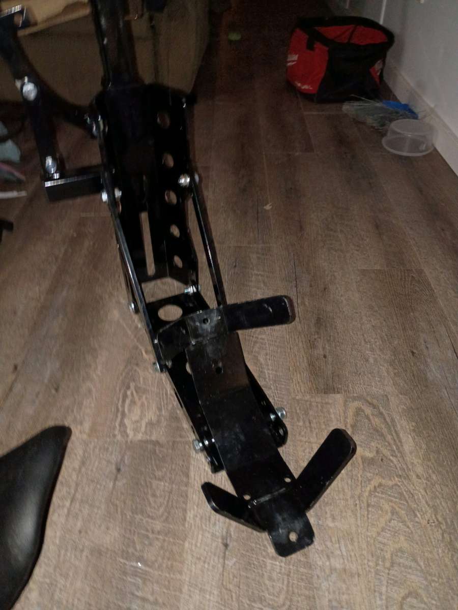 tow hitch mounted dirt bike carrier