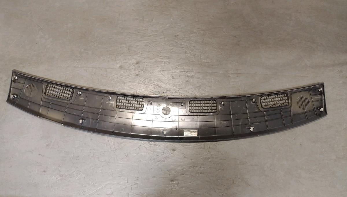 2002 2005 Dodge Ram 1500 Upper Dash Panel Cover OEM