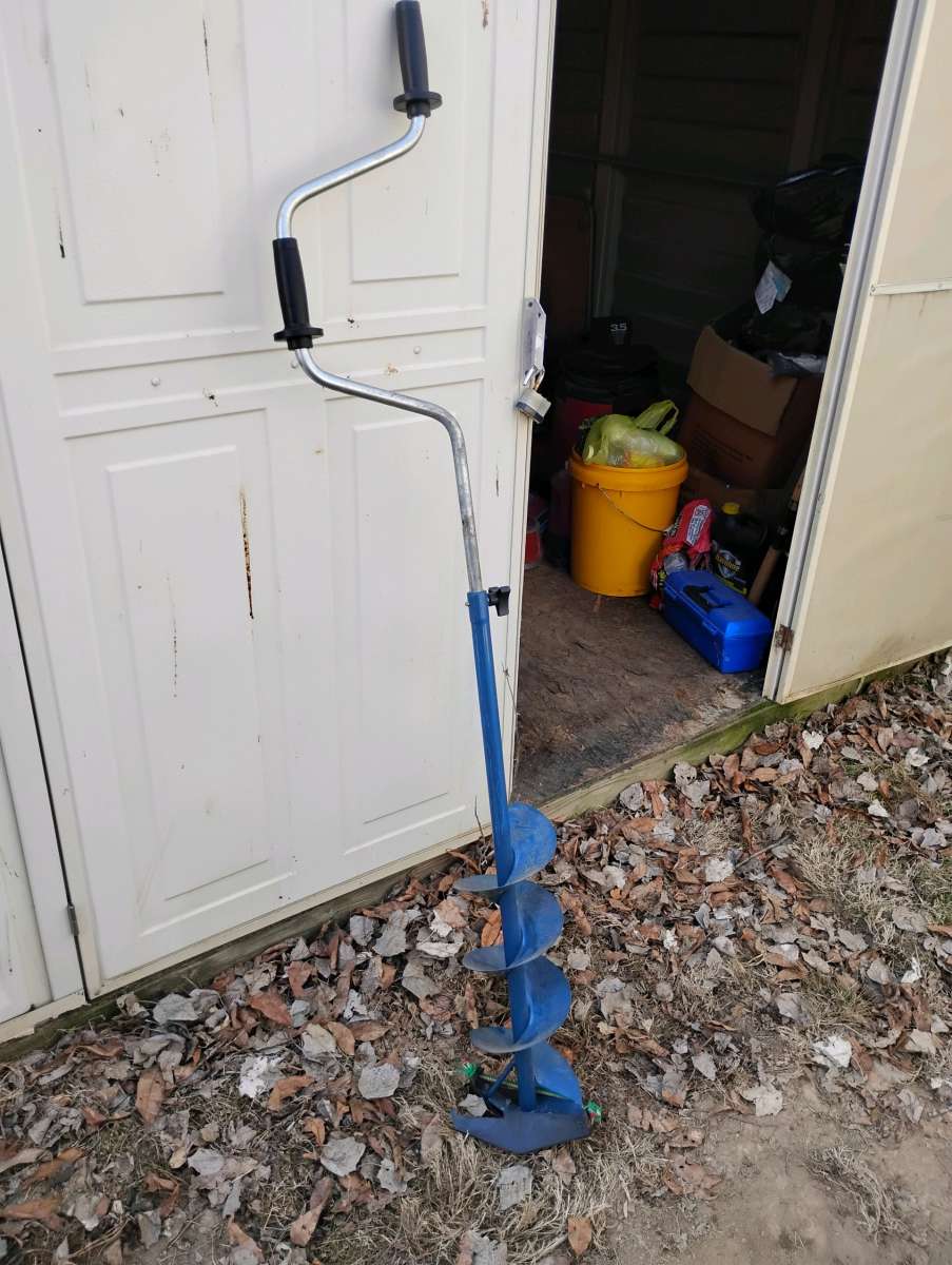 8in hand auger