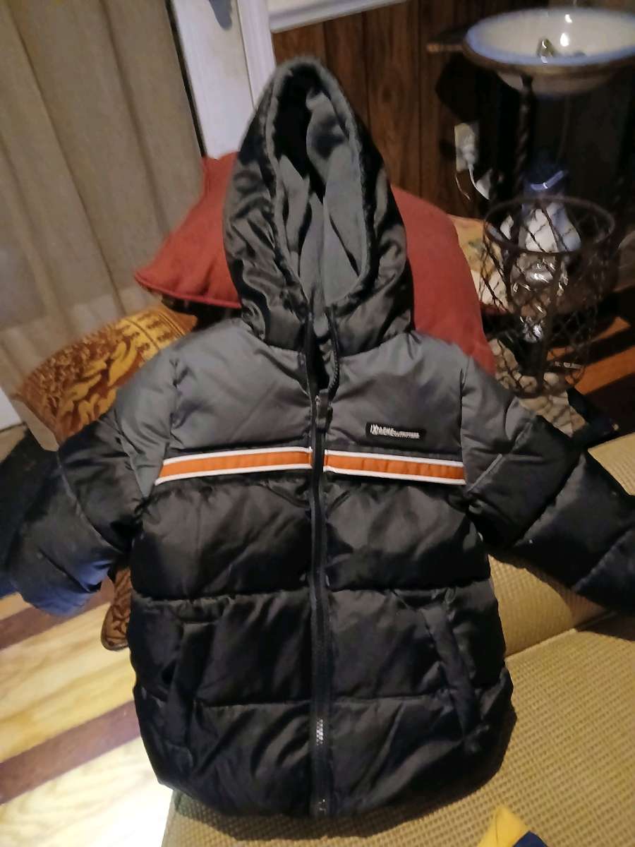 2T baby clothes outfits all Adidas  Nike Oshkosh like brand