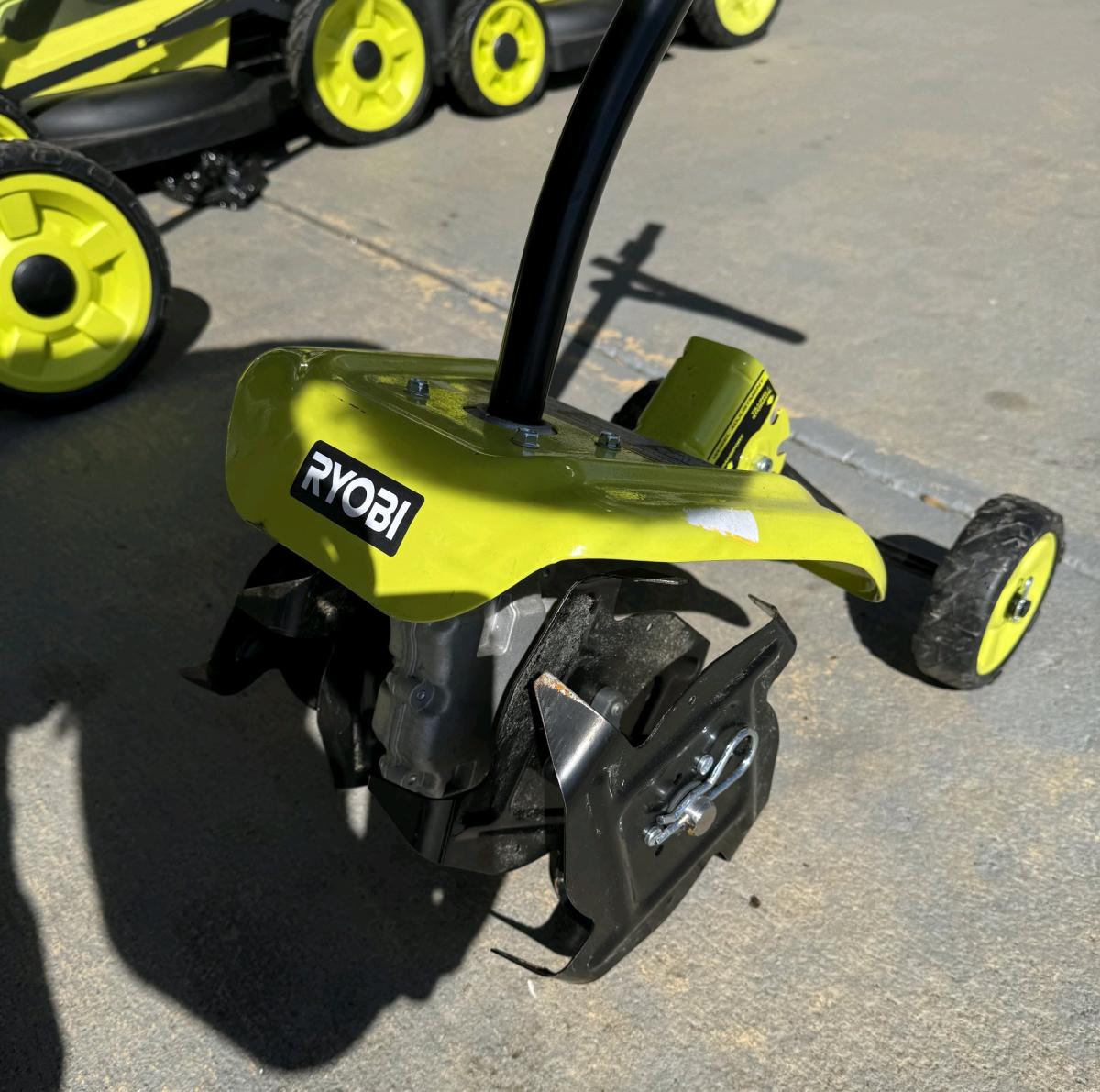 Tiller attachment Ryobi