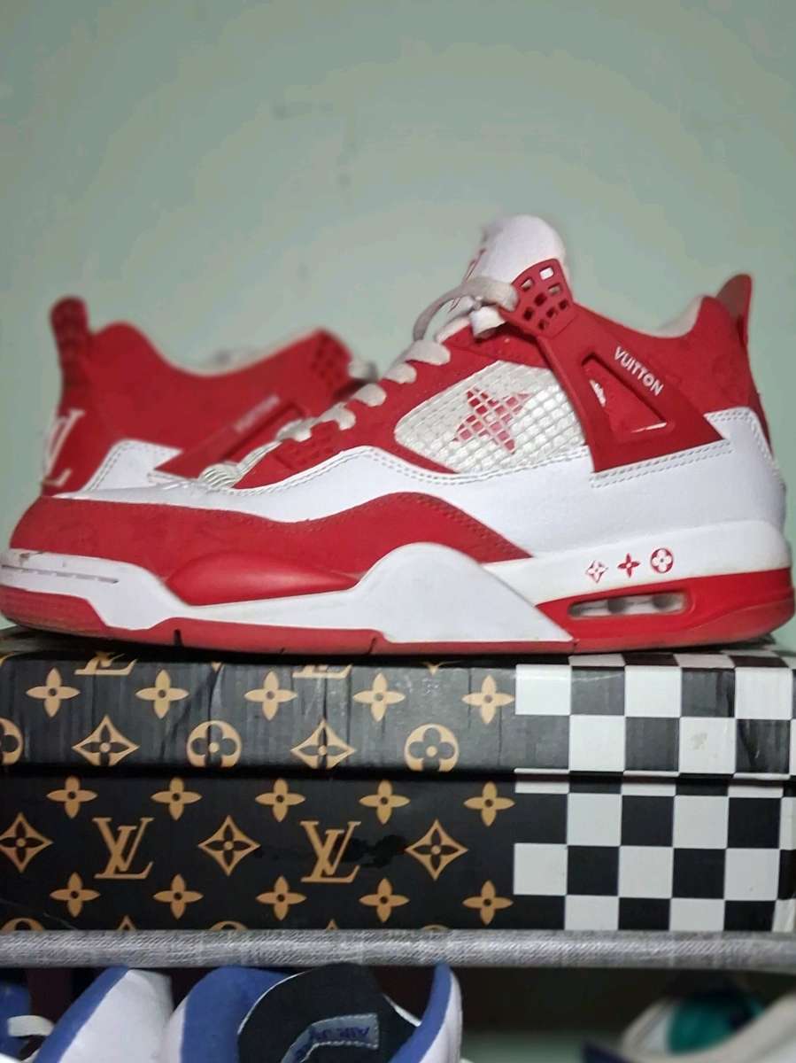 Louis Vuitton Jordon 4s