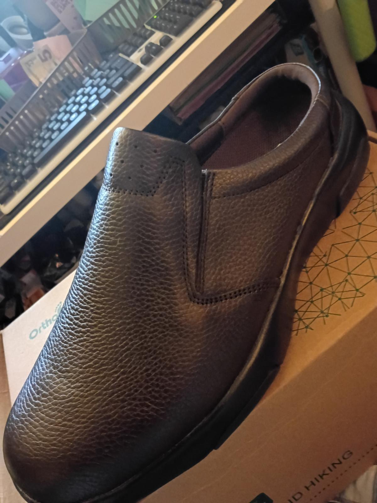 Orthopedic Men's slip on shoes Size 9 Brown