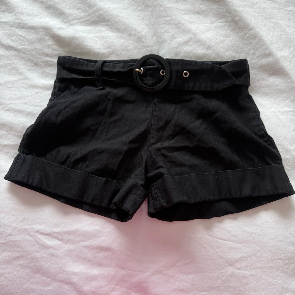 Black HighWaisted Belted Cuffed Shorts  Size Small  Chic Tai