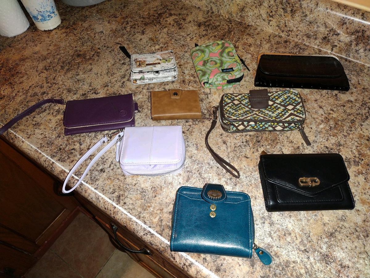 11 Wallets