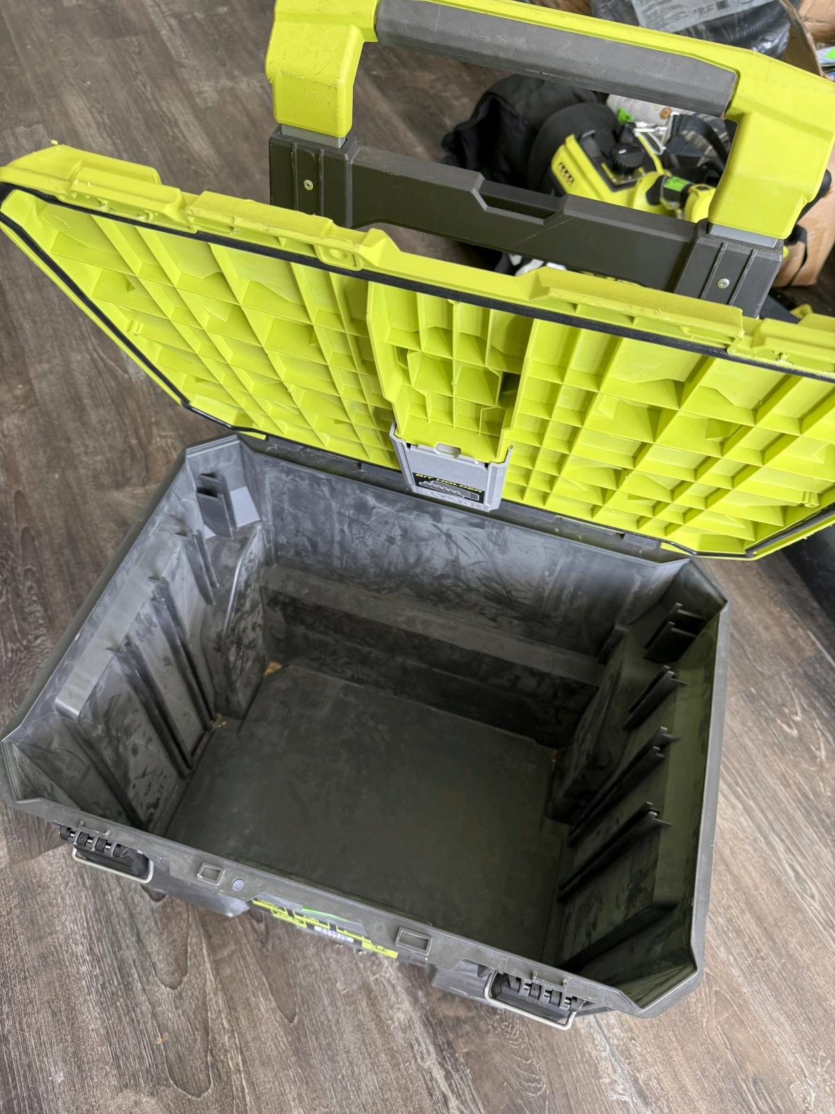 Ryobi link rolling tool box