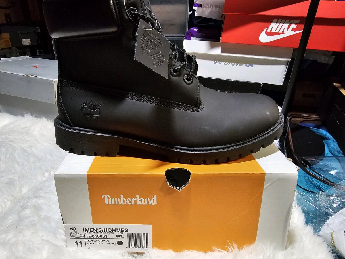 TIMBERLAND BOOTS