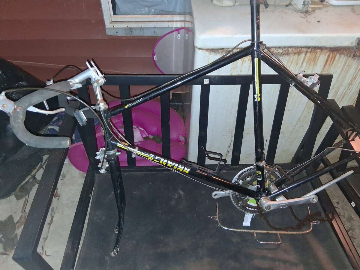 schwinn 86 world tour bycycle