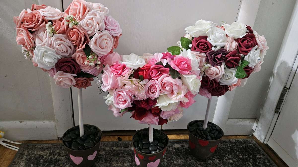 floral heart centerpieces 3