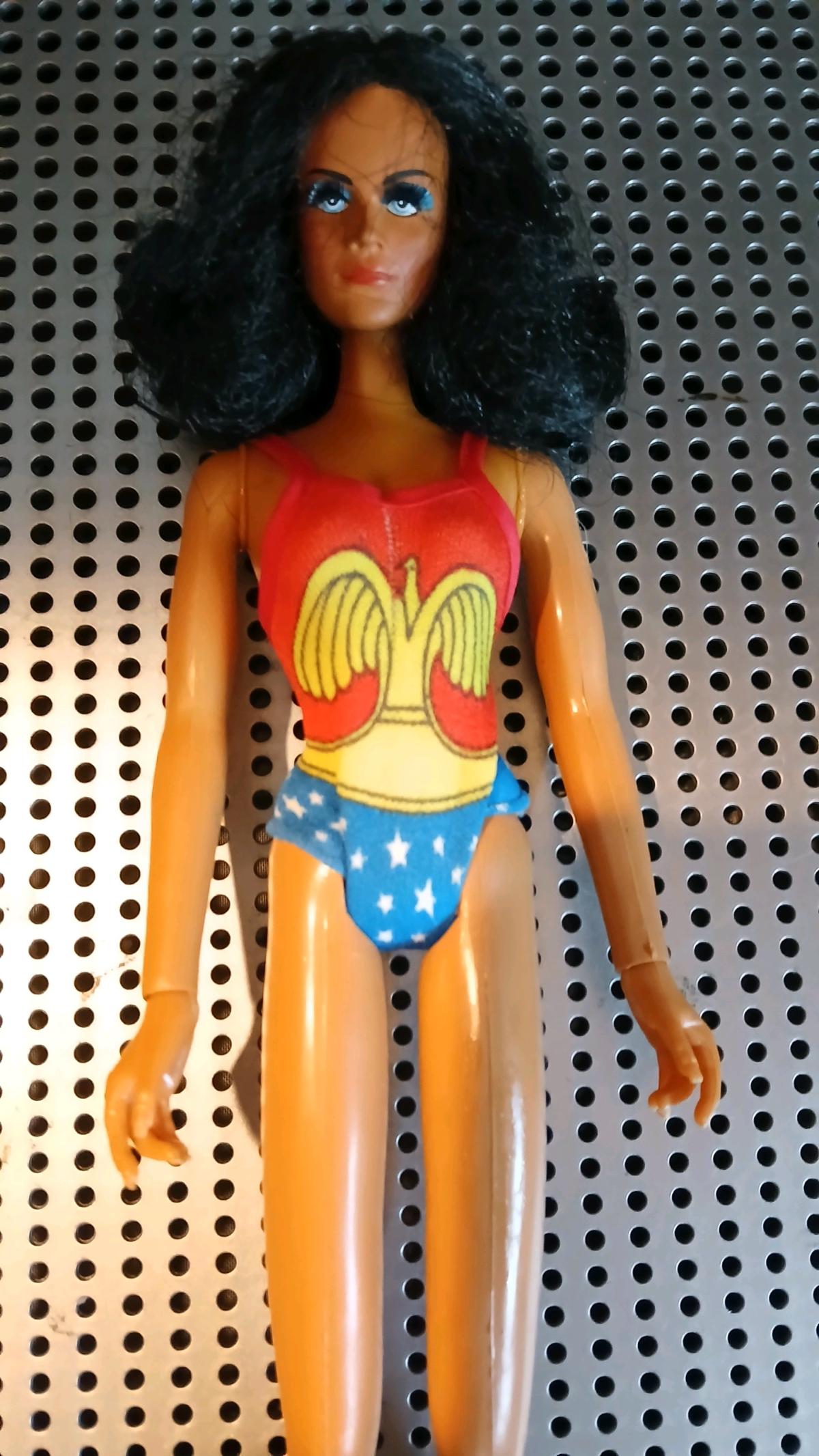 1976 mego wonder woman figure
