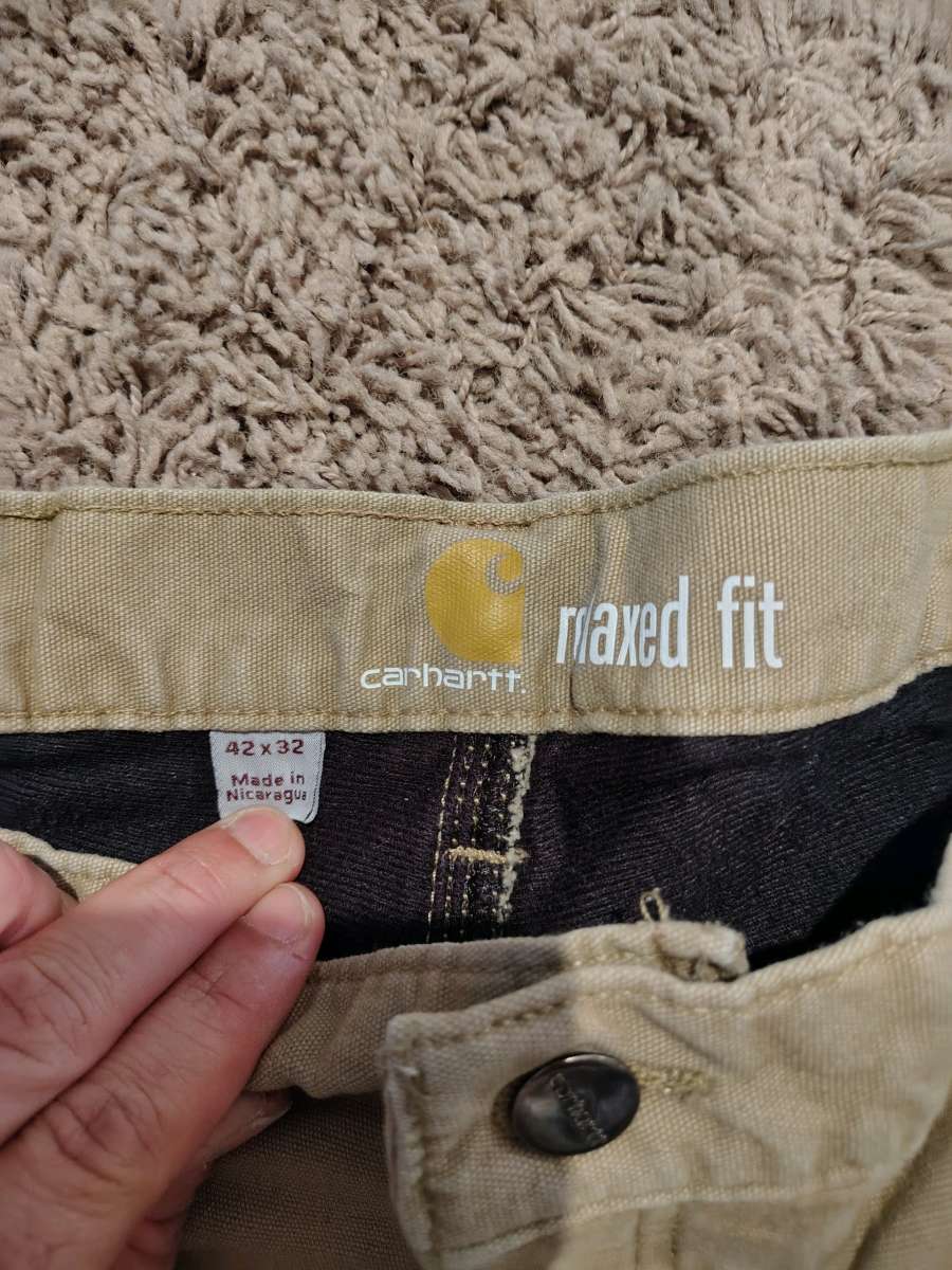 4 pairs of mens Carhartt jeans