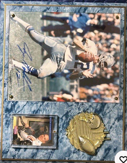 Autograph plaque rodger staubach
