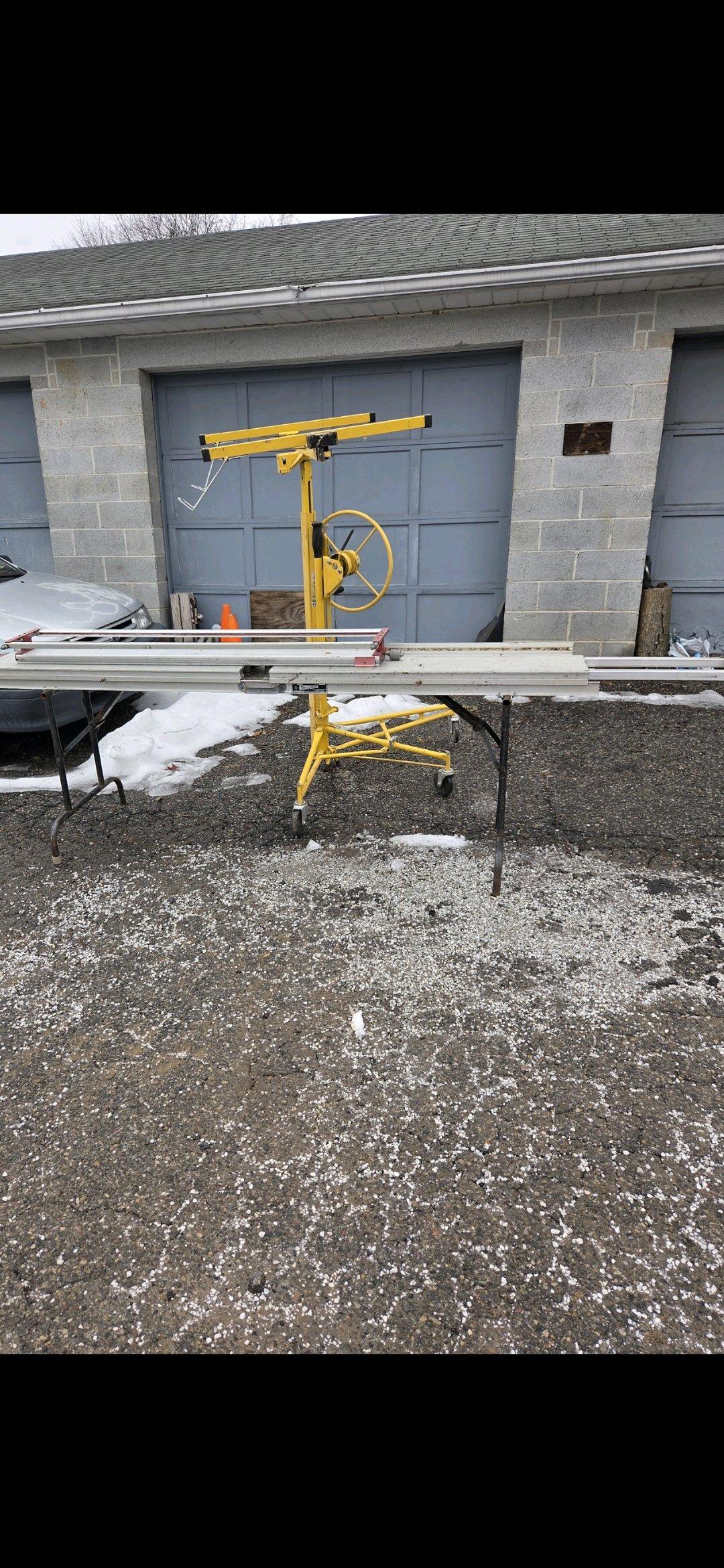 drywall lift and table for siddingg