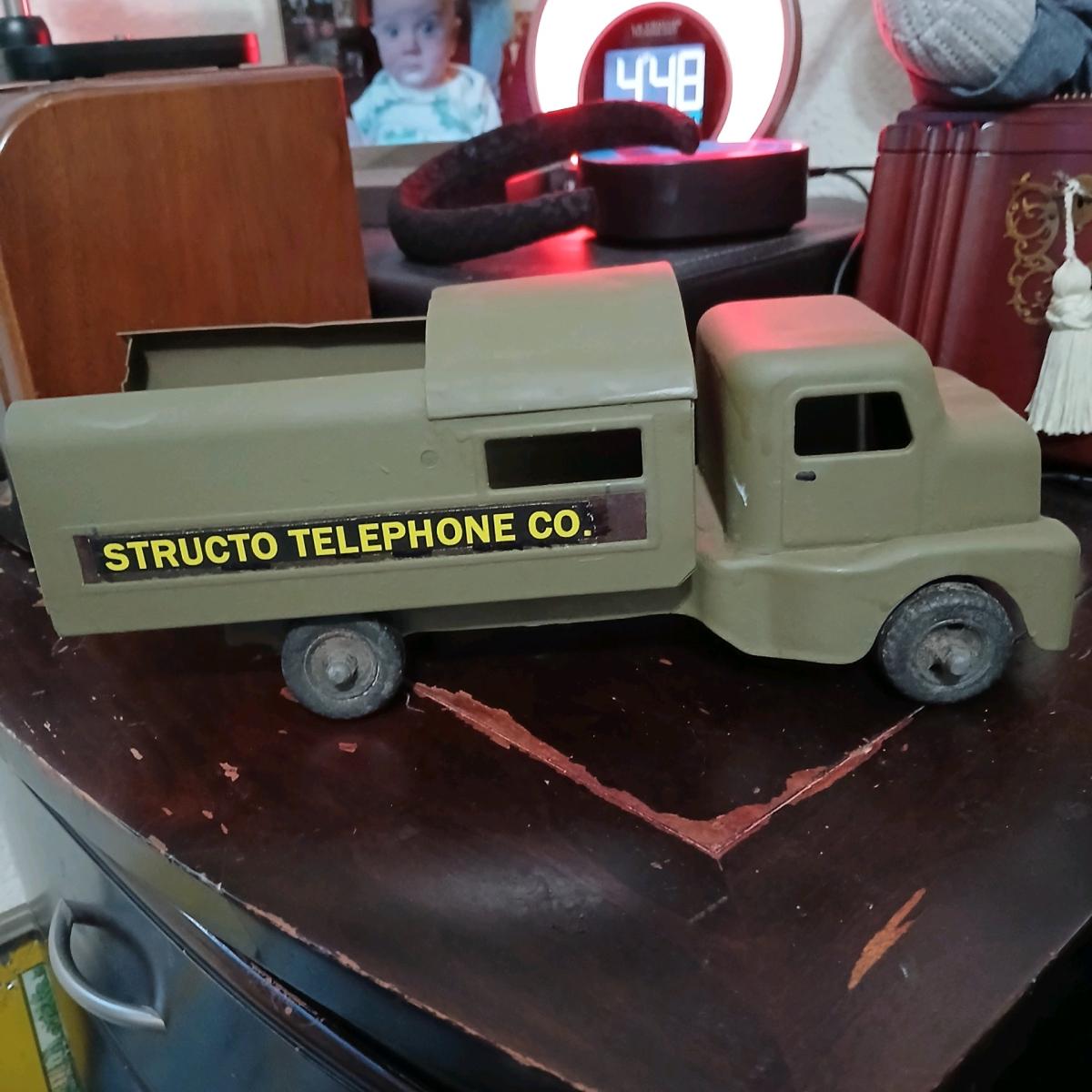 1930s Structo Telephone Truck