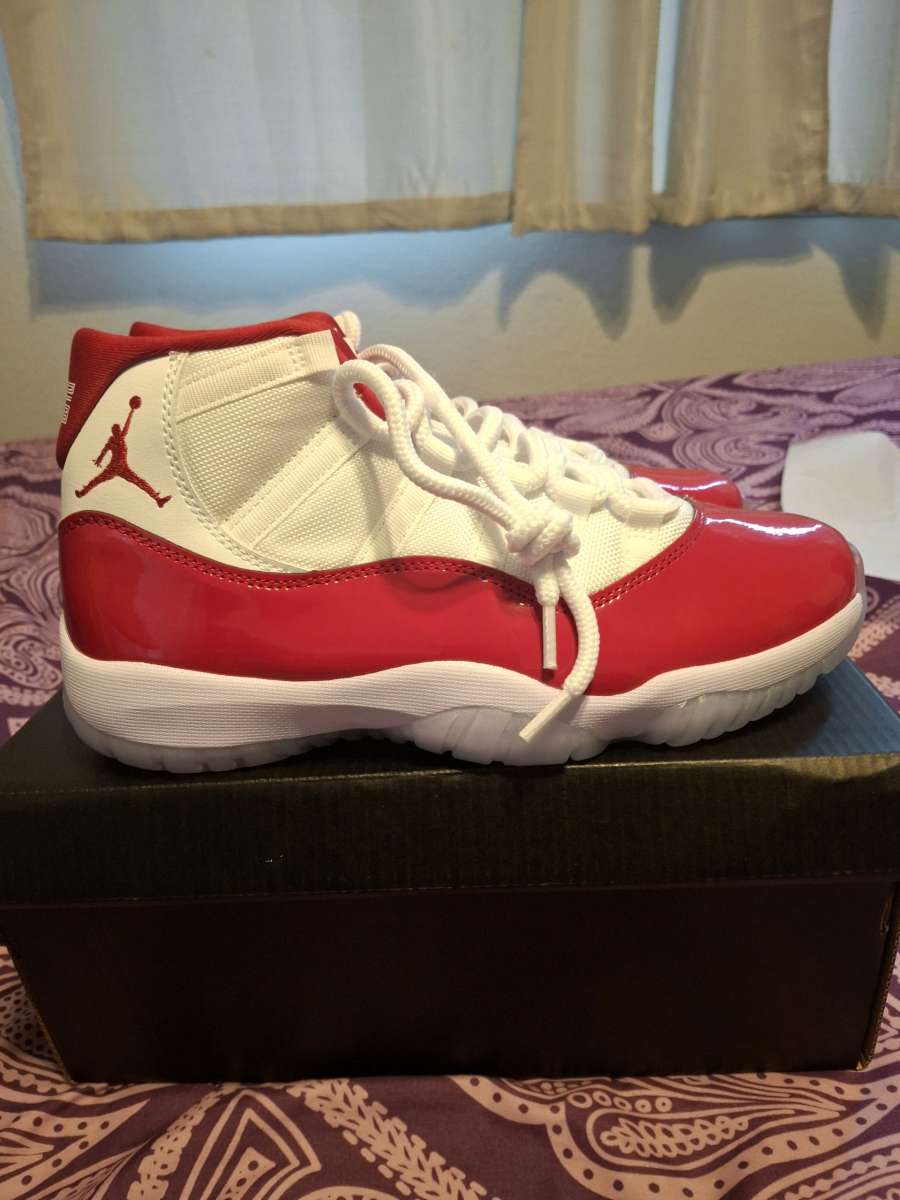 jordan 11 cherry