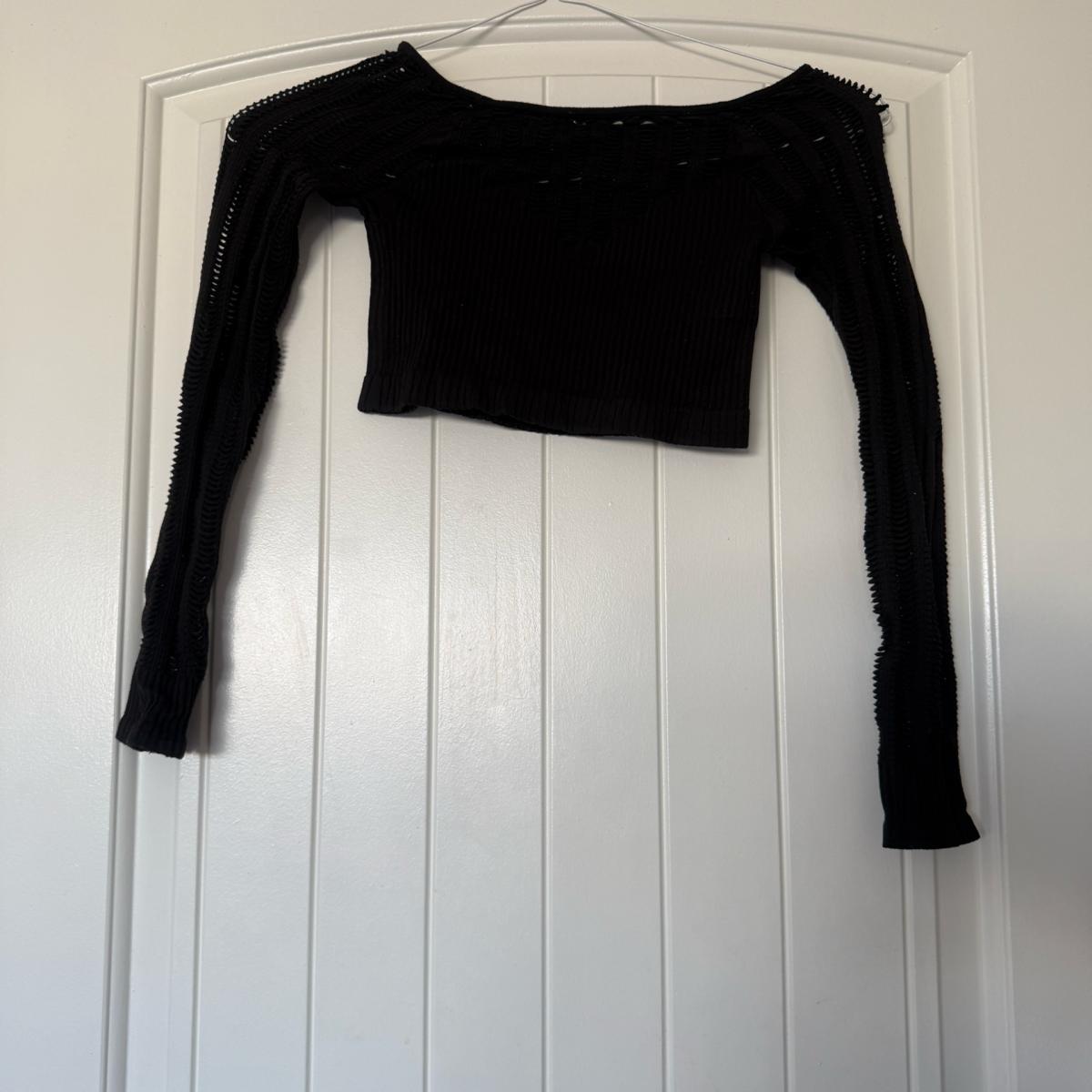 Black OpenKnit Ribbed Long Sleeve Crop Top  Textured Stateme