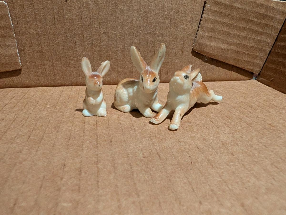 Vintage Miniature Bunny Rabbits Set of 3