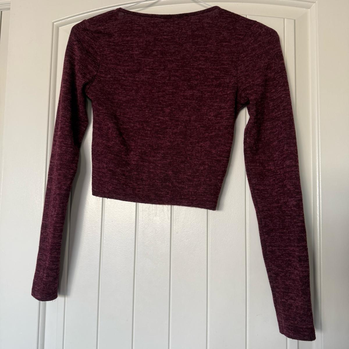 Forever 21 Burgundy Marled Cropped Henley Top  Long Sleeve S