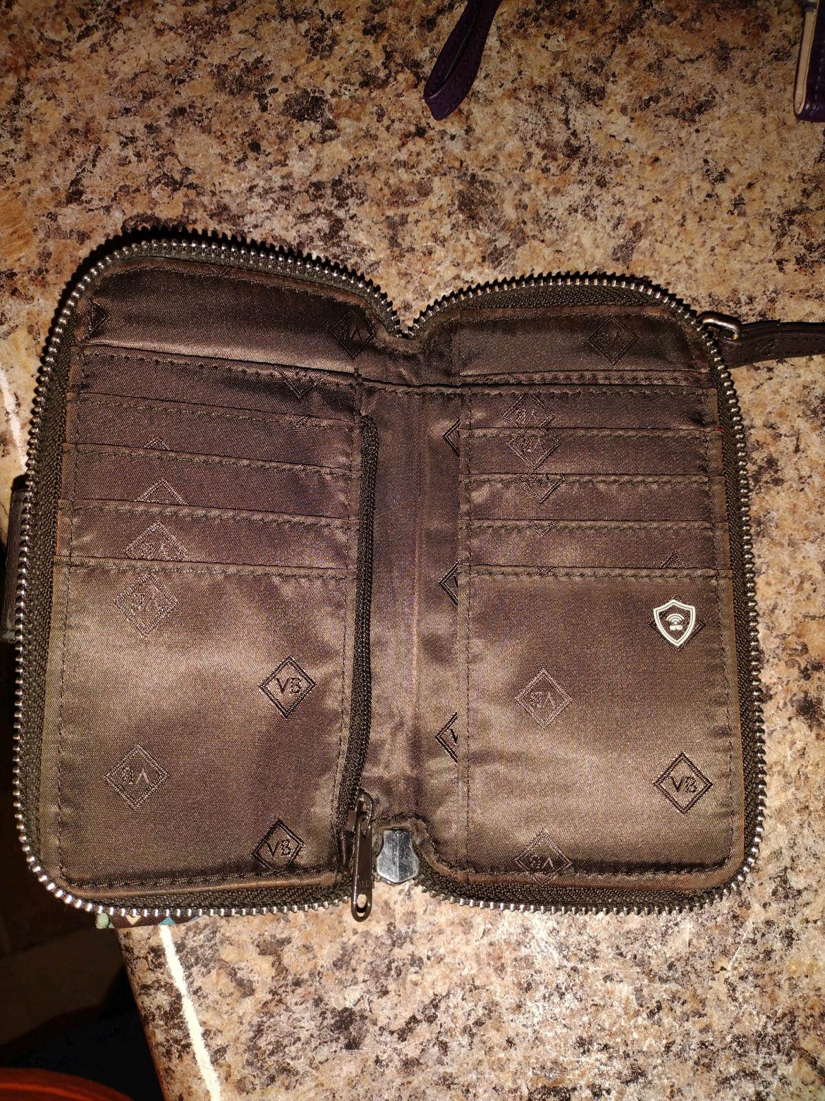 11 Wallets