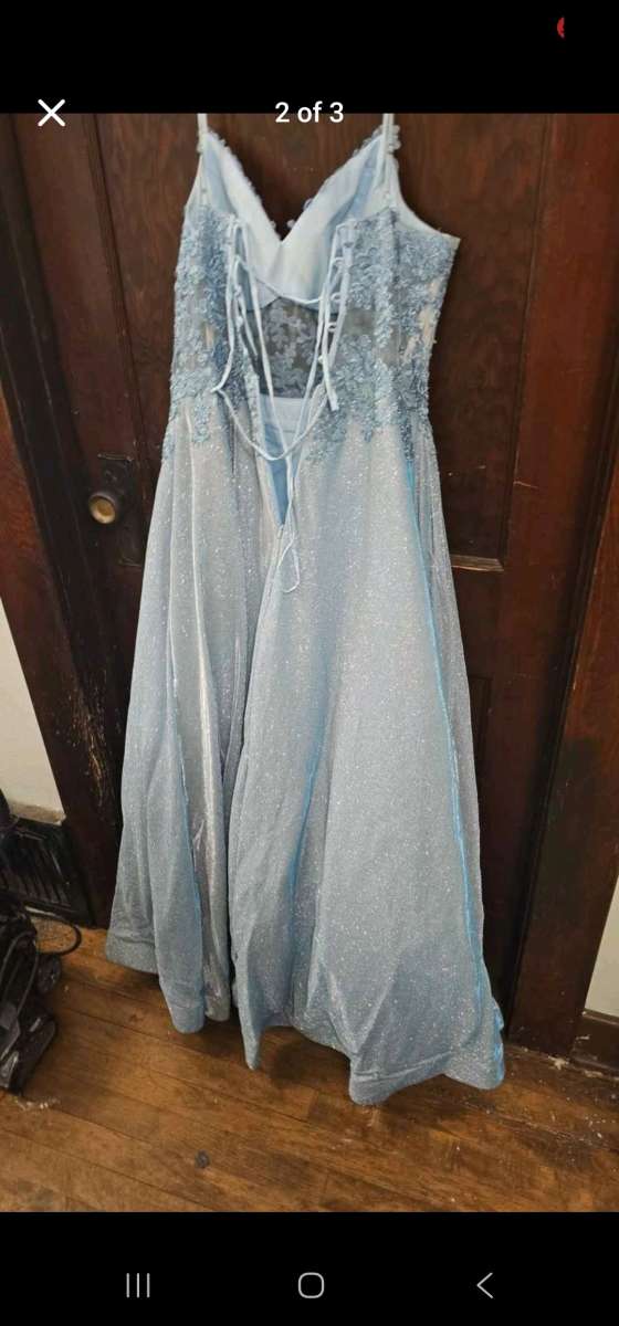 Cinderella blue prom dress size 12 Jules and cleo