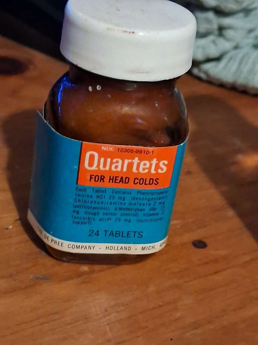 quarterlets caffeine pulls 1940s or 50s all pills in bottle