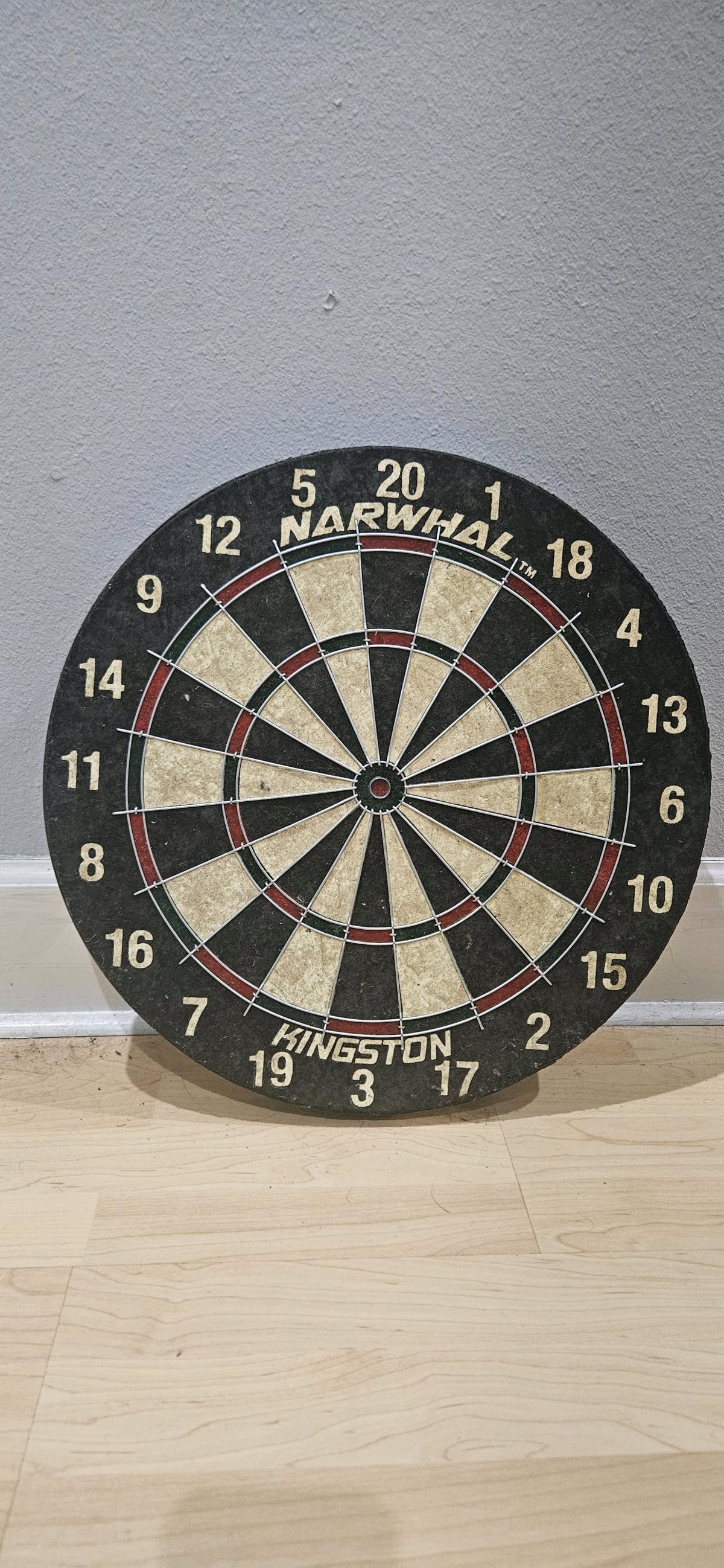 dart board