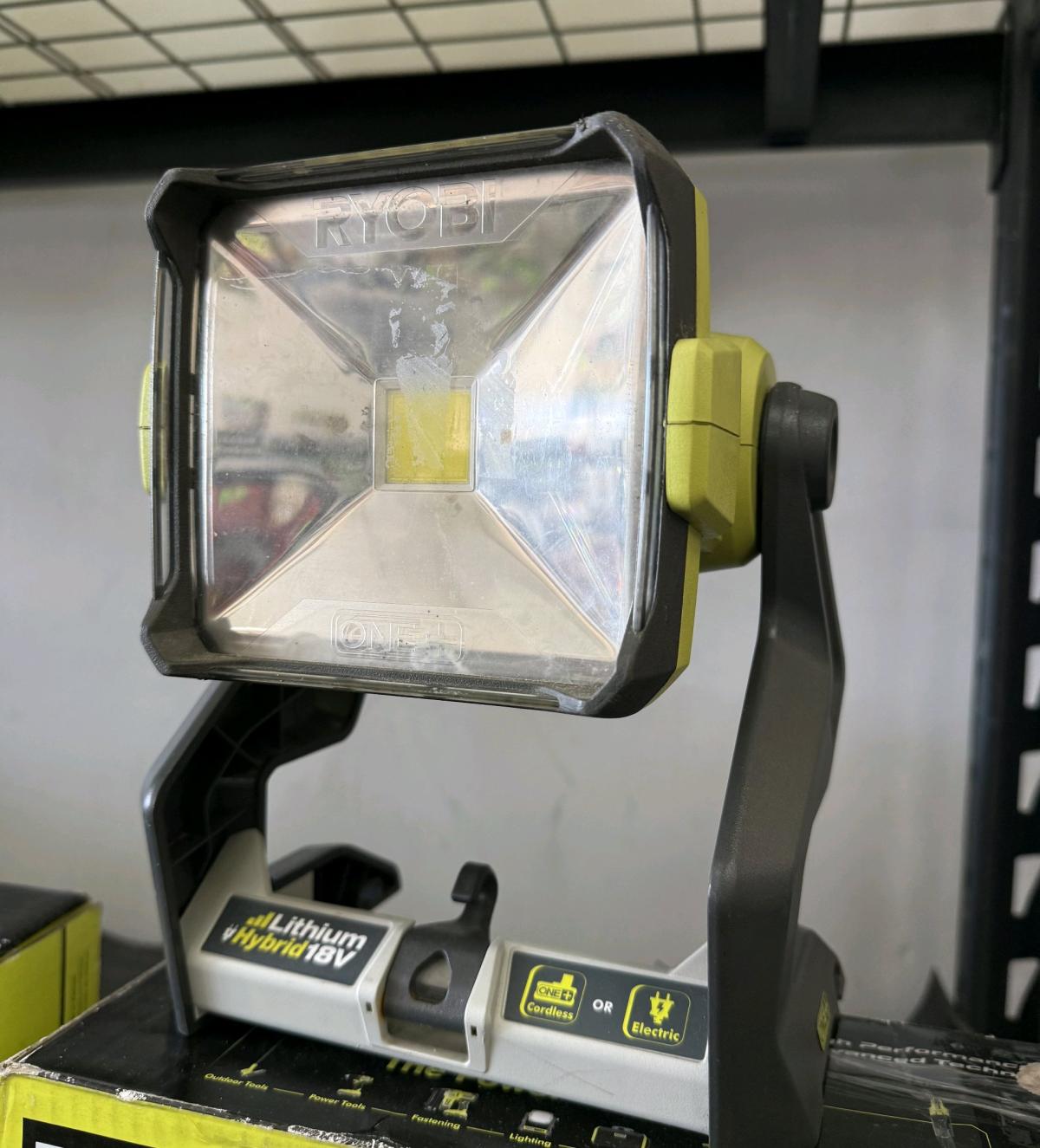 Ryobi 18v hybrid work light
