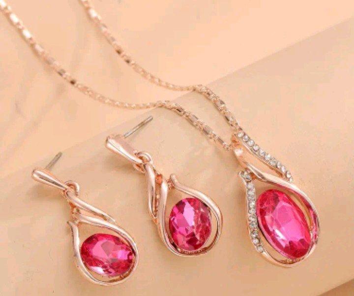 red ruby 3 pieces