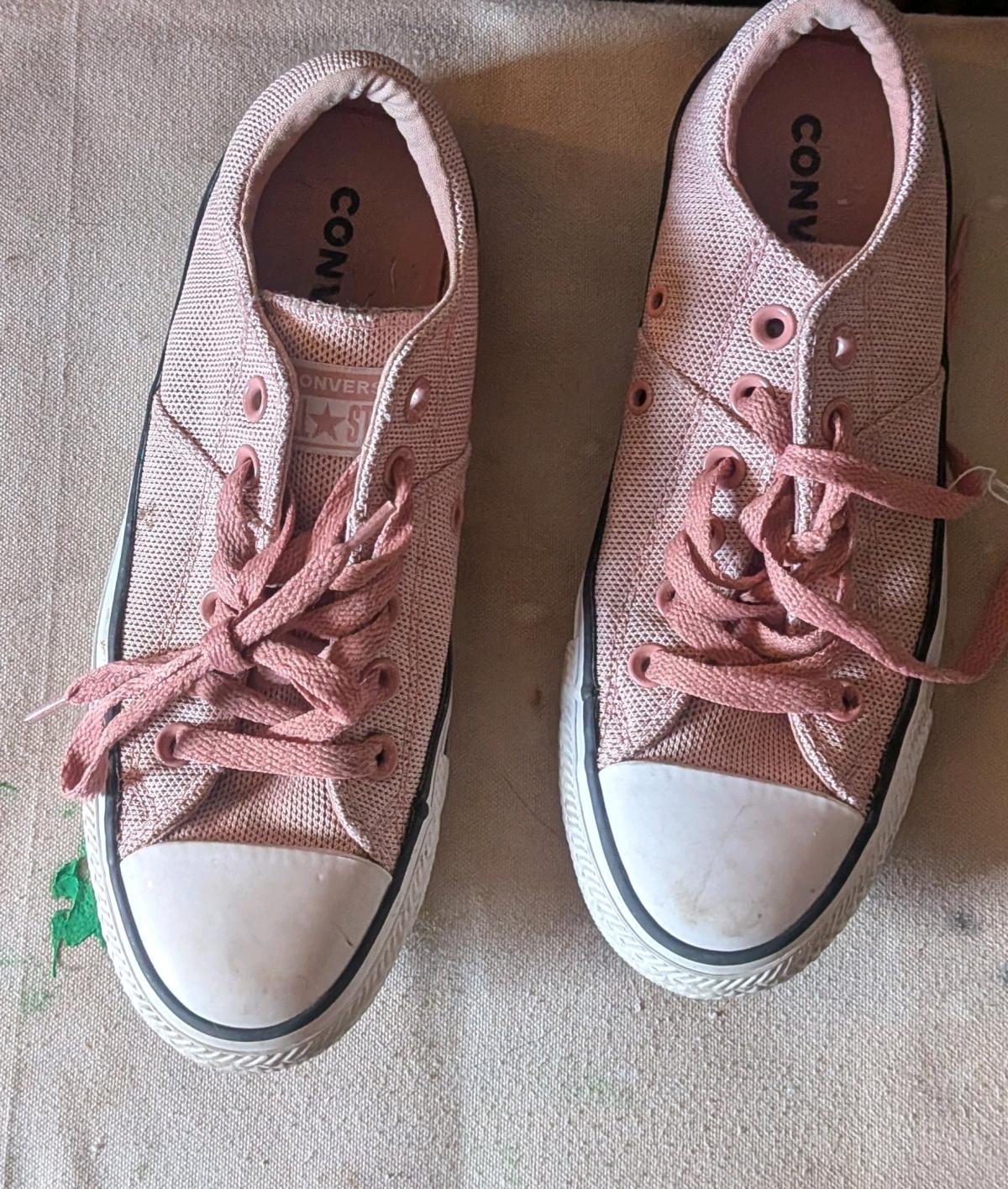 pink converse women size 7