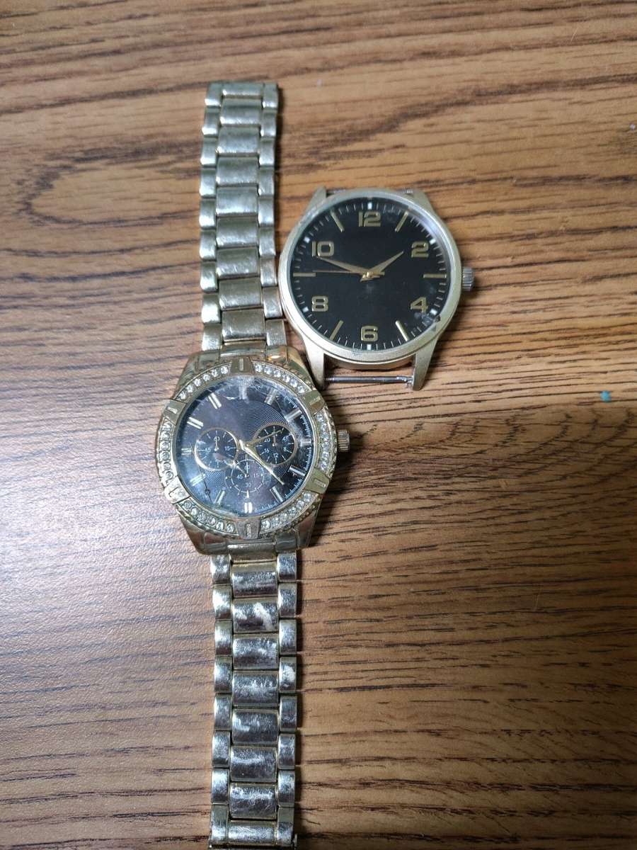 mens watch 2 faces one band non working