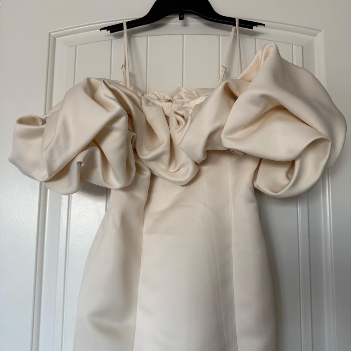 Elegant Cream Vanilla PuffSleeve OffShoulder Mini Dress