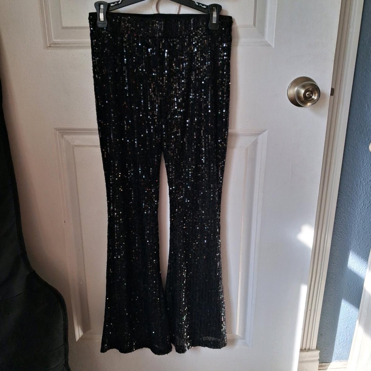 Girls size 10 art class  black sequence  top and bottom set