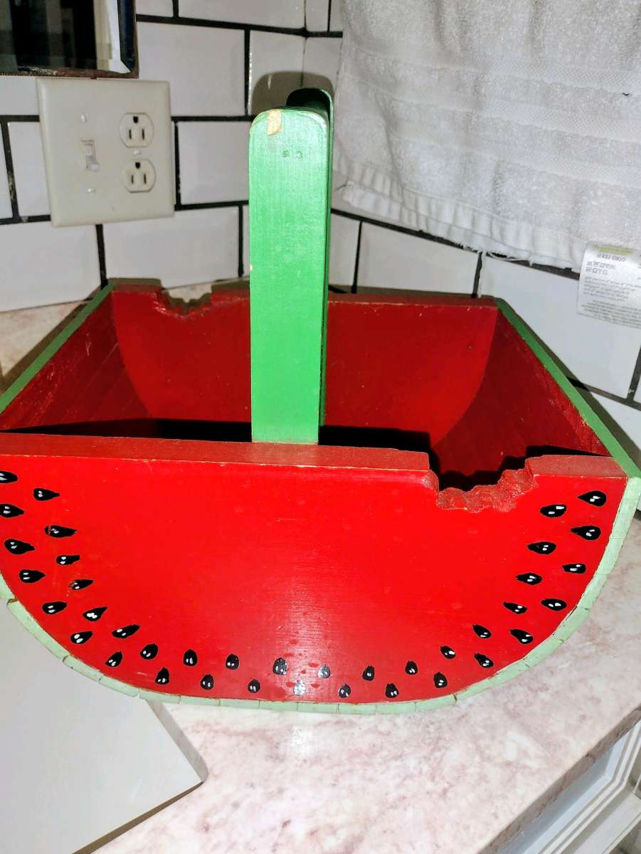 Vtg  1990 Watermelon Basket