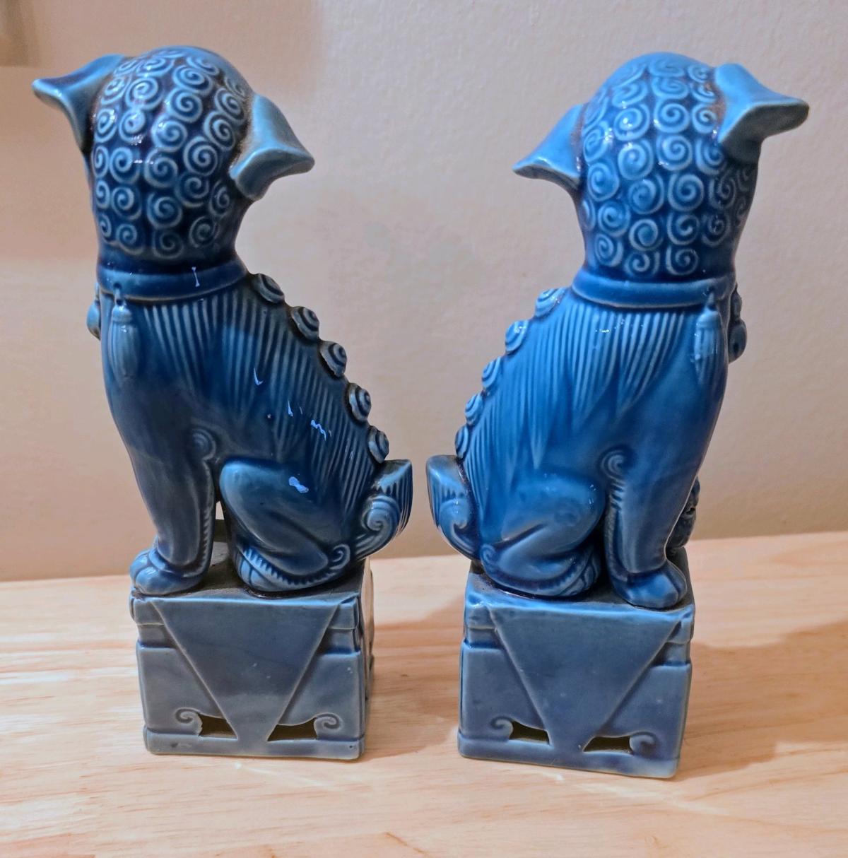 Pair of Vintage Chinese Porcelain Turquoise Foo Dog  Lion 6