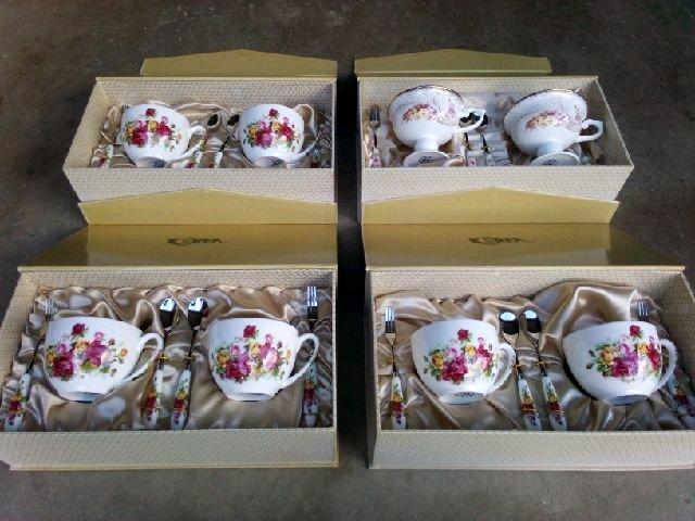 Korea CN universe Incorporated cup fork  spoon sets