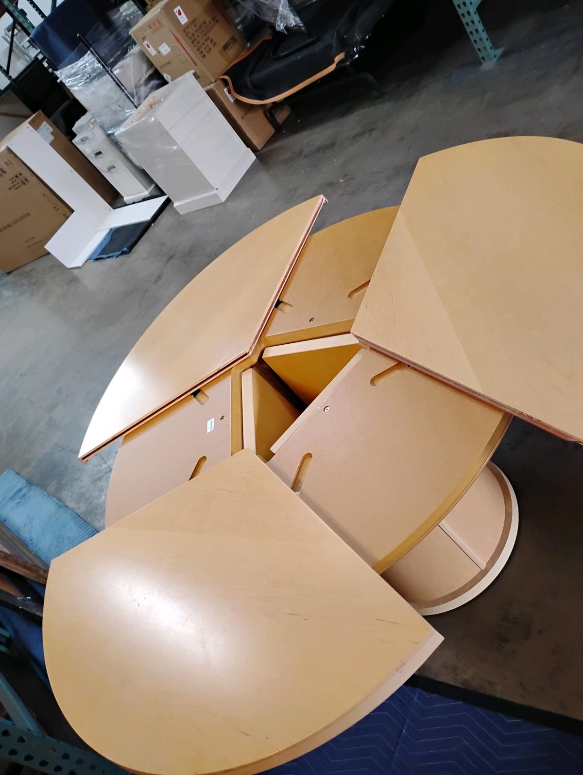 Vintage Round SM32 Extendable Dining Table from Skovby 1970s