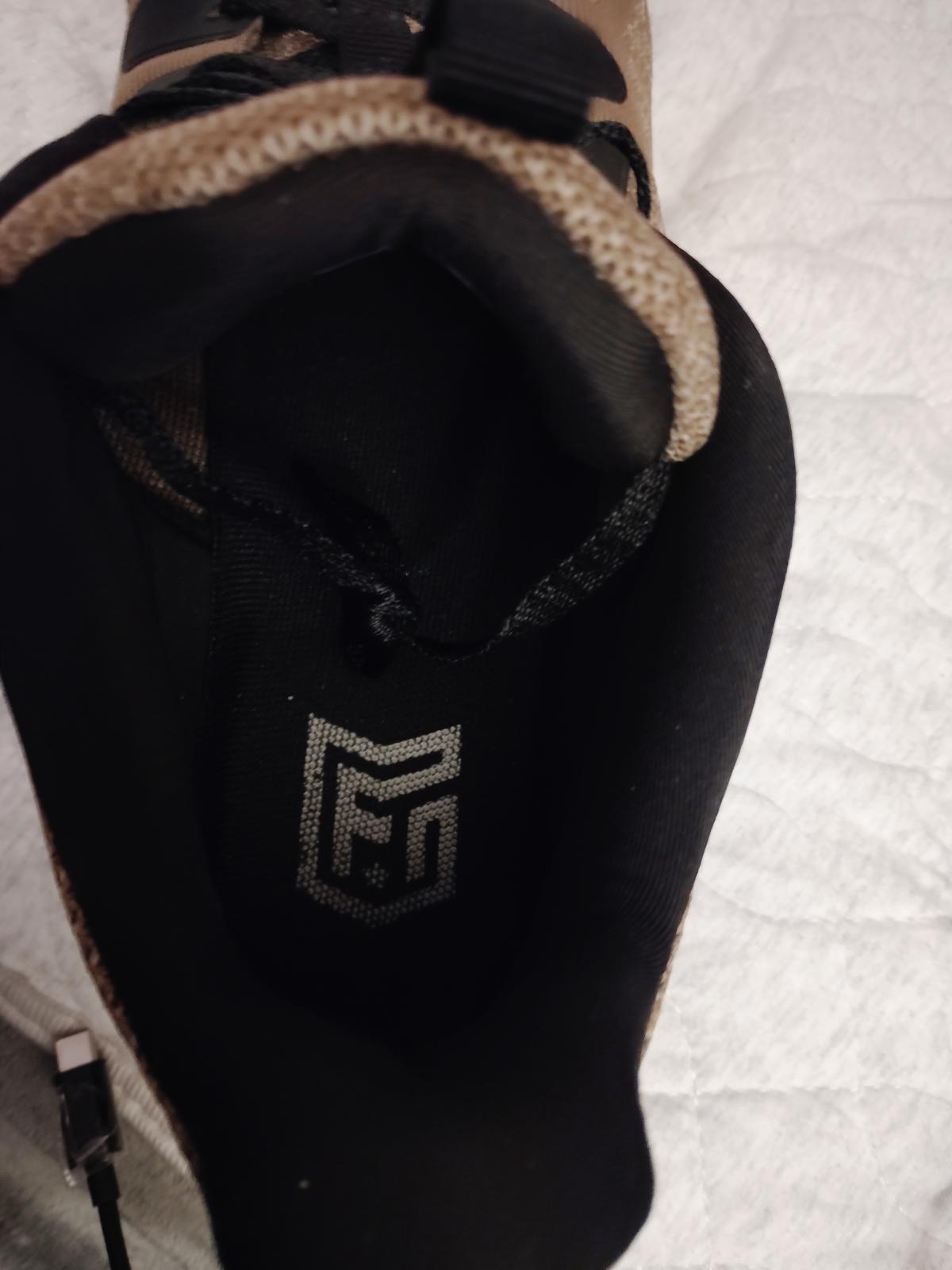 Freedom Industries XP1-RT trail running shoes  Size 14