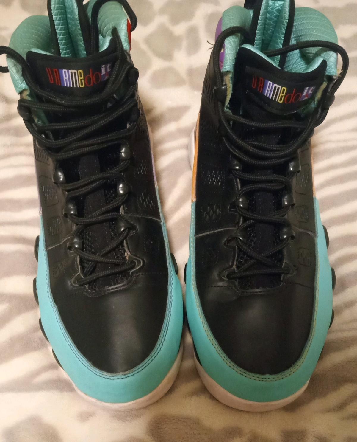 Air Jordan 9 Retro Dream it Do it Sneakers