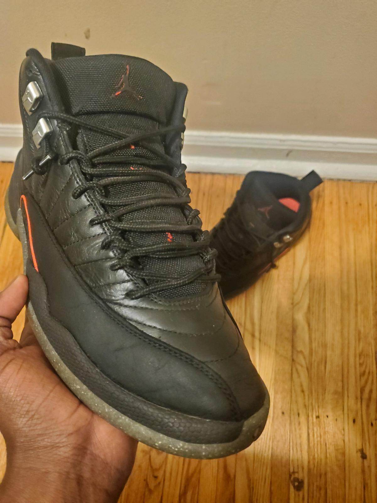 Jordan 12 Retro Untility Grind black and red
