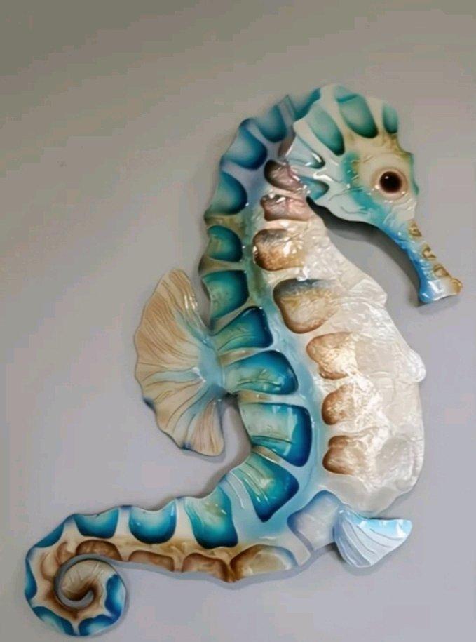 Metal Seahorse Decor