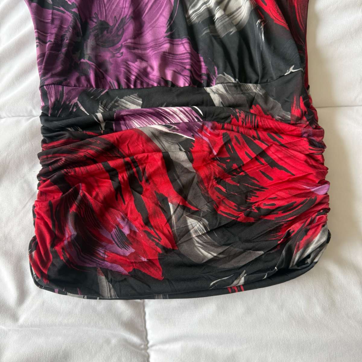 Brand New OneShoulder Ruched Longline Top  Red  Purple Abstr