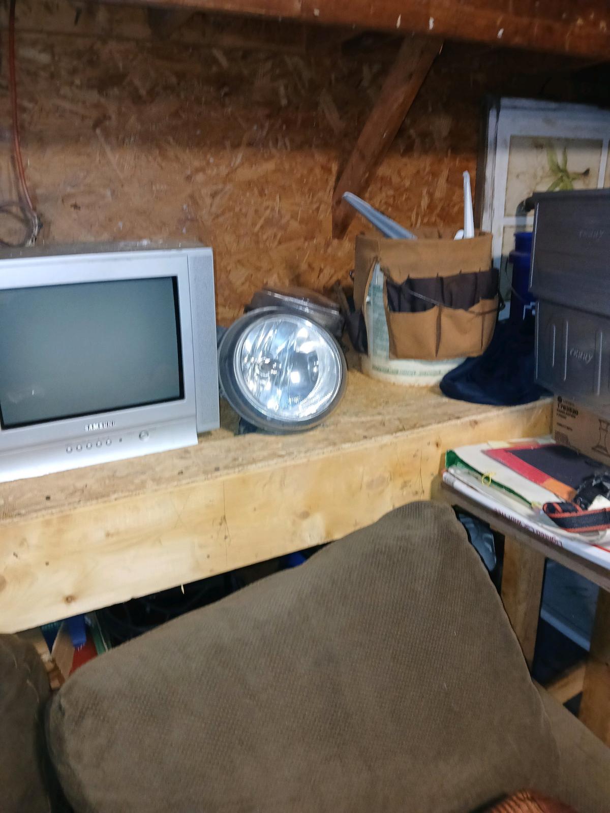 2017 JEEP PATRIOT 4x4 HEADLIGHTS