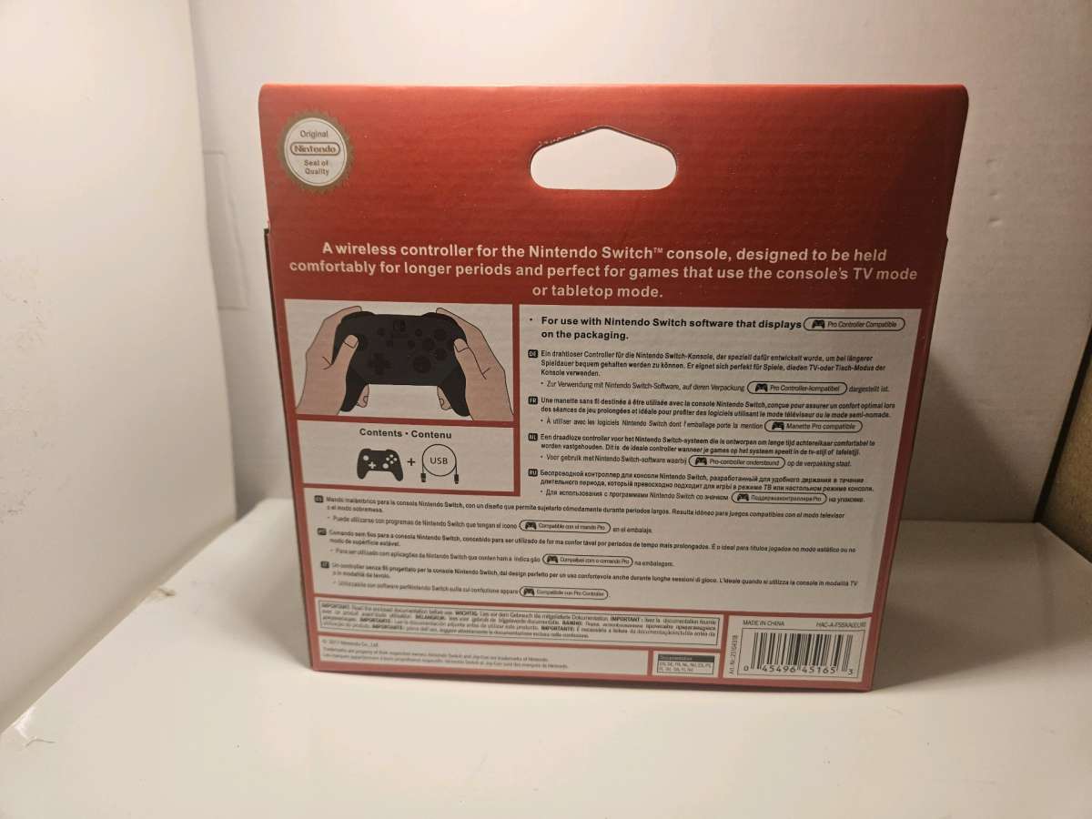 Monster hunter pro controller