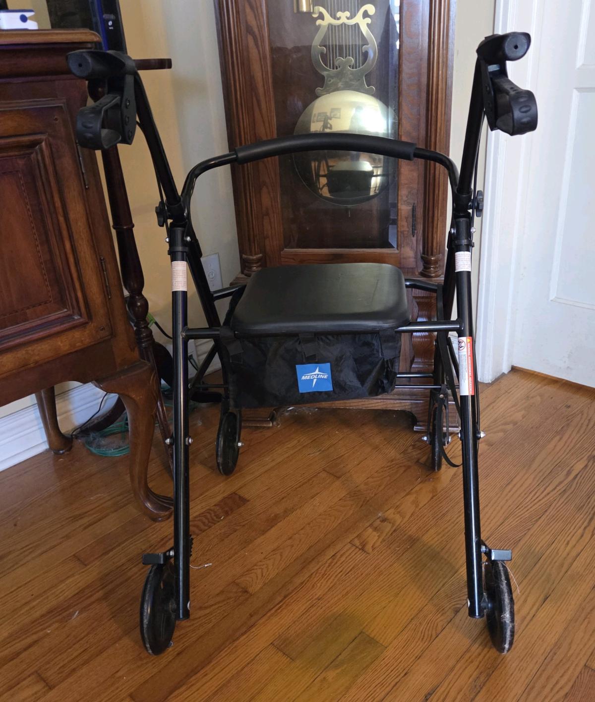 Medline Basic Rollator with seat