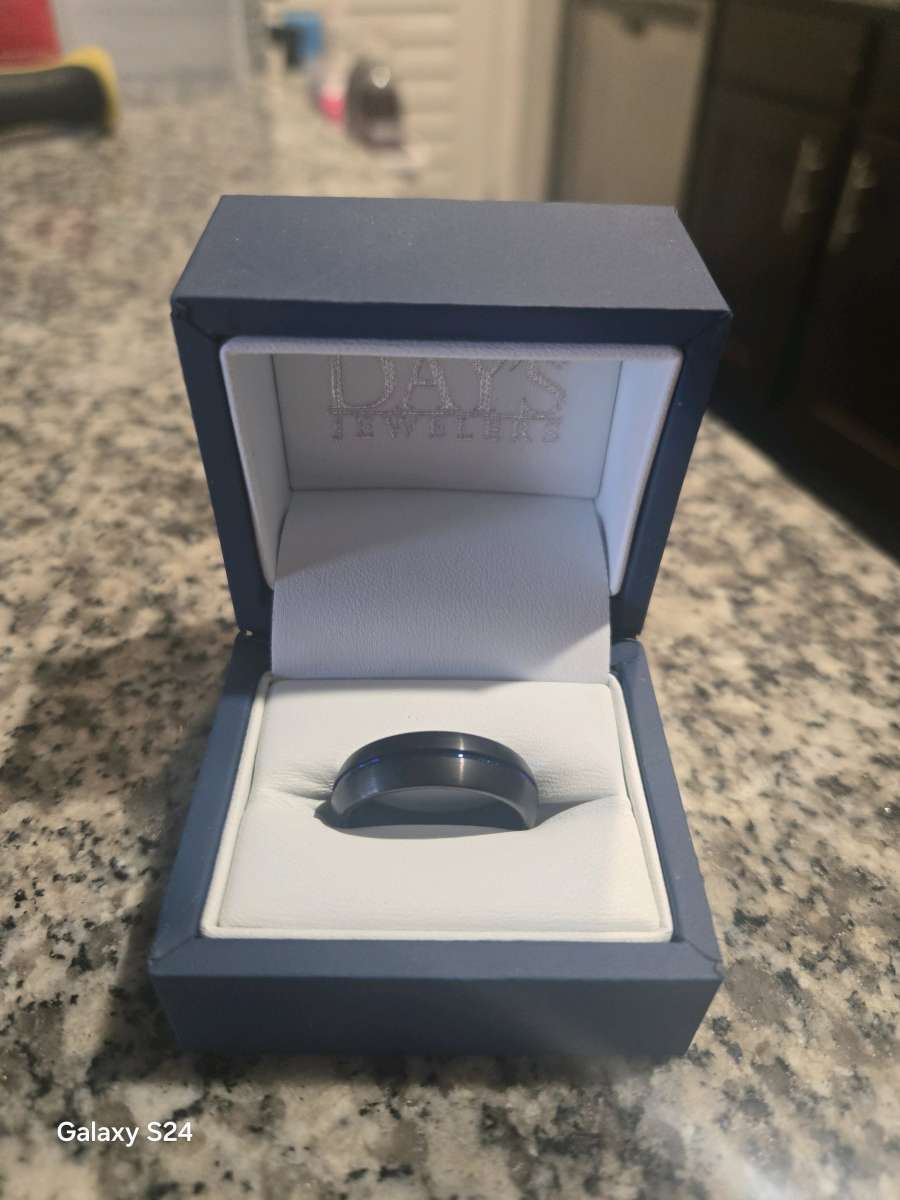 triton mens ring