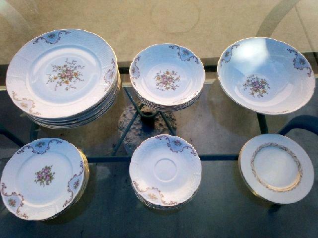 Baum bros  dish set
